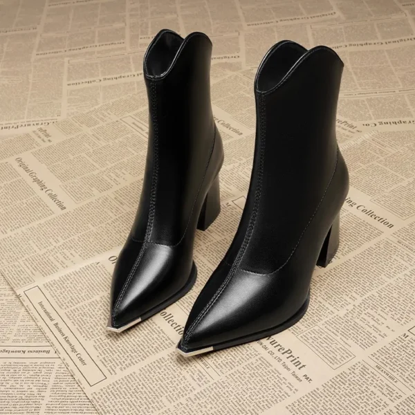 Femmes bottes en cuir de luxe pointu marque orteil Chelsea bottines à la mode talons hauts fermeture éclair Goth pompes chaussures bottes pour femmes françaises 3